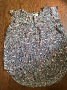 LOFT Floral Cap-Sleeve Top in Dusty Blue and Pink